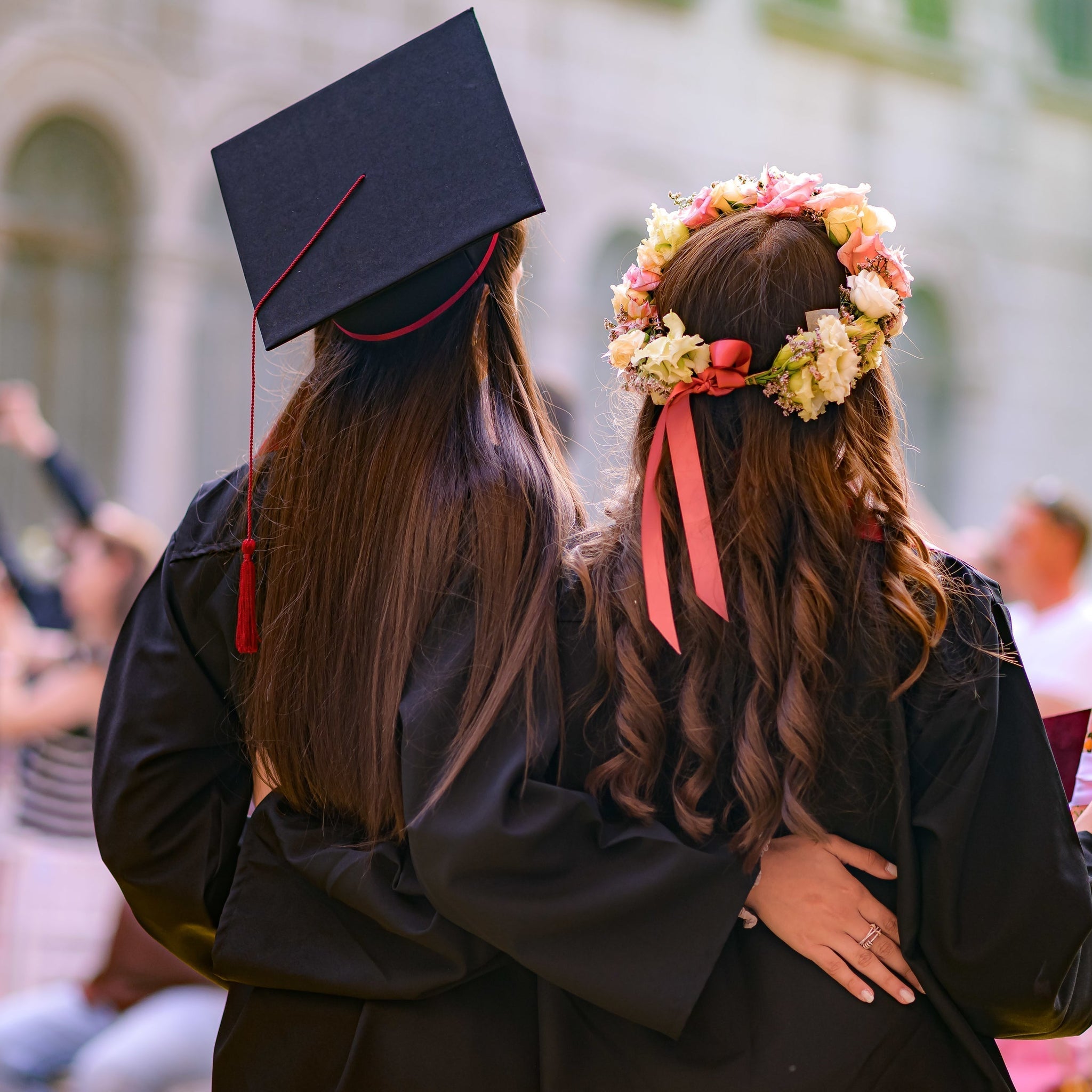 „Organizare banchete Constanța – Absolvire.shop la Restaurant Diplomatic Mamaia și Grand Melody Ballroom pentru clasele a 8-a”