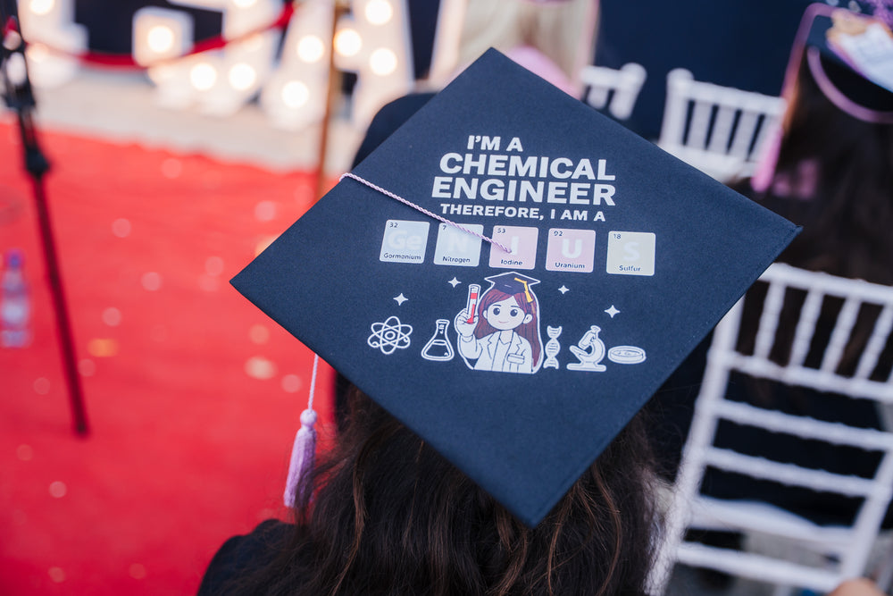 Tocă personalizată de absolvire pentru inginer chimist cu design Chemical Engineer